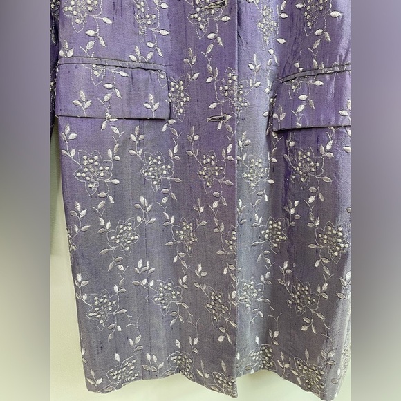 Favourbrook Silk Embroidered Evening Jacket / Coat in Lilac Purple & White, 6 - Picture 5 of 15
